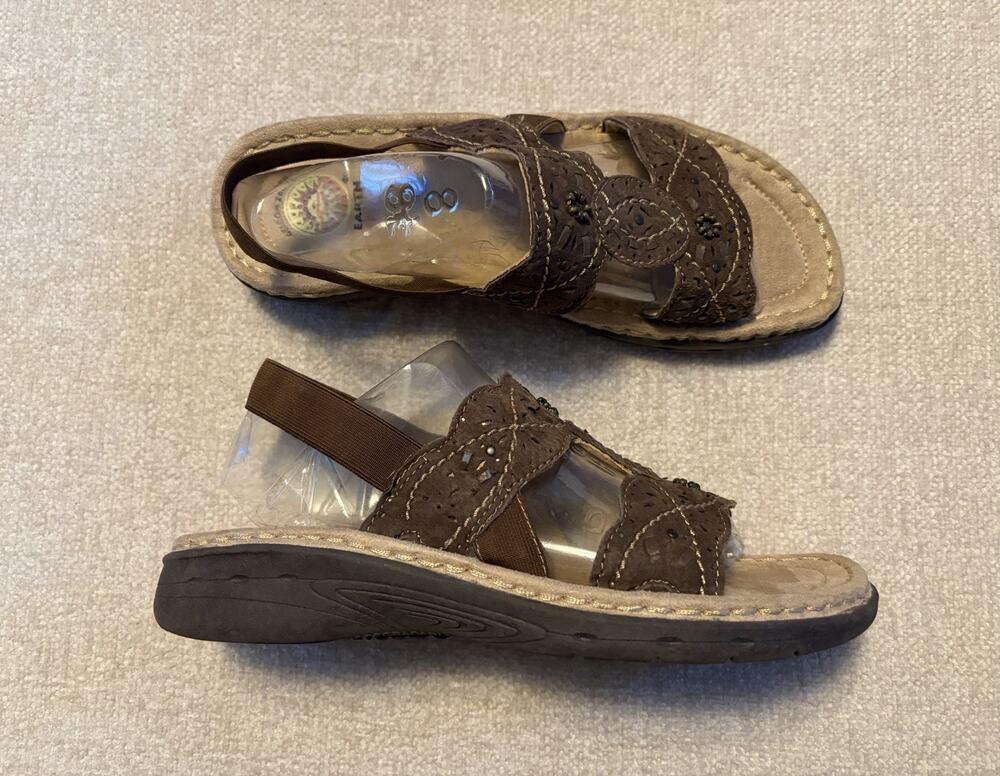 Earth Spirit Women’s 9.5 Sandals Brown Leather Beads Strap Willow Boho See Pics
